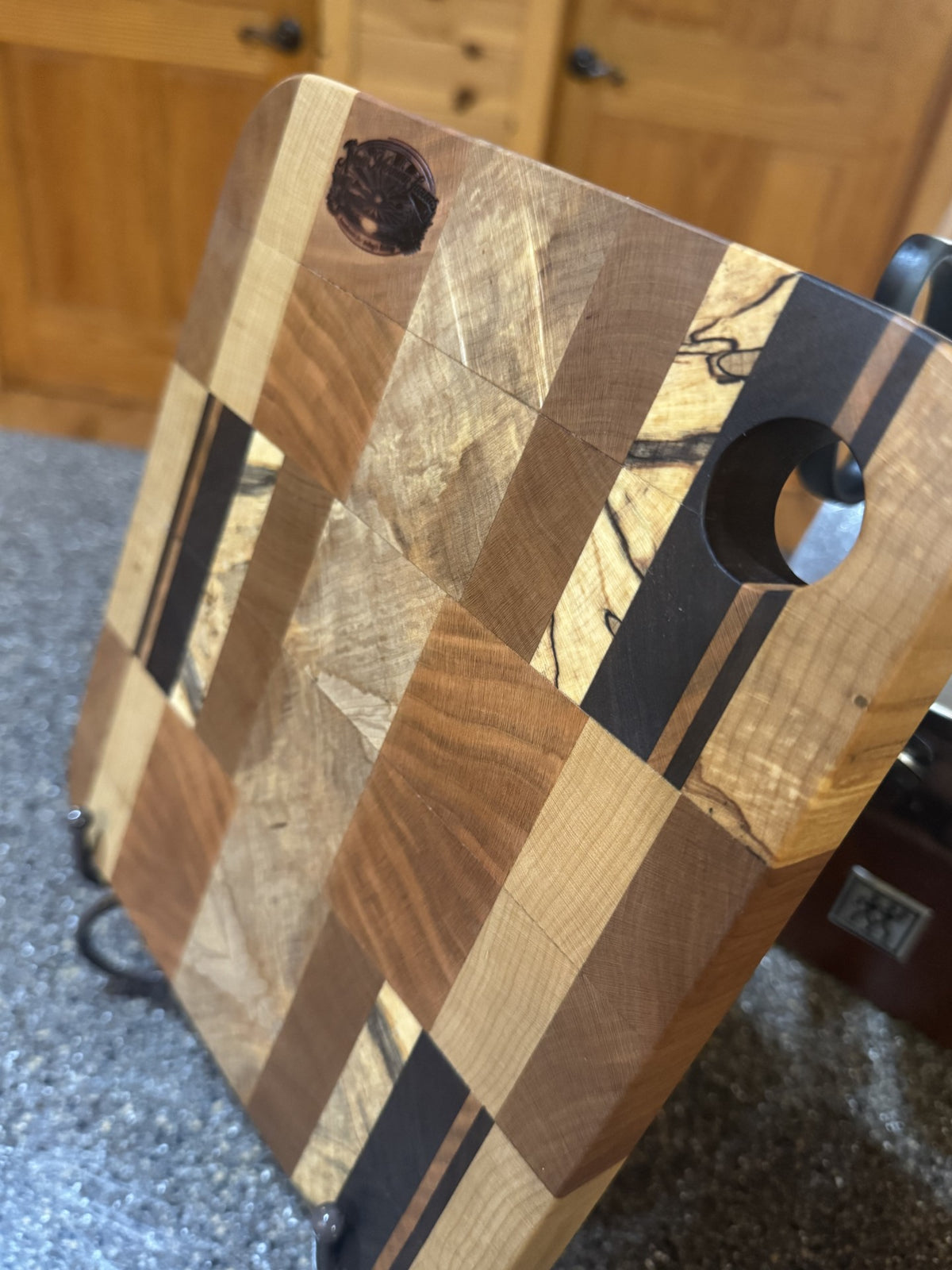 The Anchor | Bookmatched End-Grain Hardwood Cutting Board